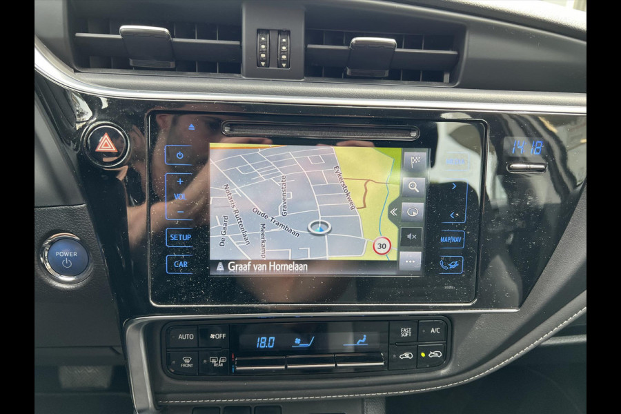 Toyota Auris 1.8 Hybrid Dynamic | Cruisecontrol, Keyless, Climate control, Navigatie