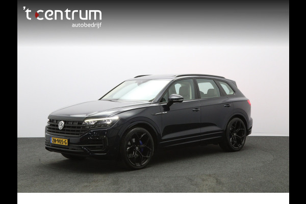 Volkswagen Touareg 3.0 TDI 286 PK R-Line, Luchtvering, Trekhaak, Panoramadak, Adap. Cruise Control