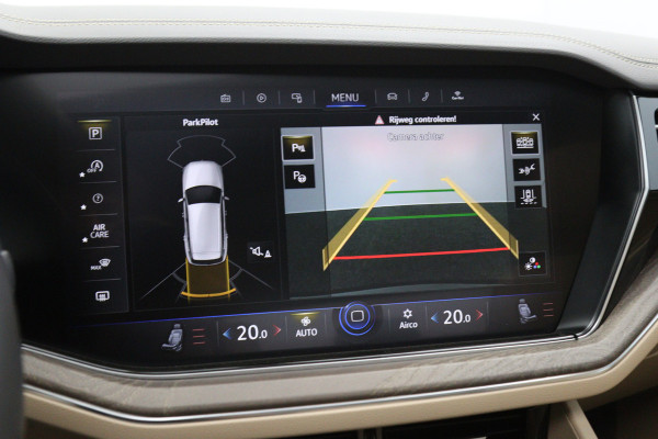 Volkswagen Touareg 3.0 TDI 286 PK R-Line, Luchtvering, Trekhaak, Panoramadak, Adap. Cruise Control