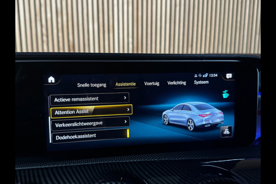 Mercedes-Benz CLA-Klasse 220 AMG LINE EDITON 1 PANO|BURMESTER|E ZETELS|STERREN HEMEL|AMBIENT|CAMERA|19 INCH