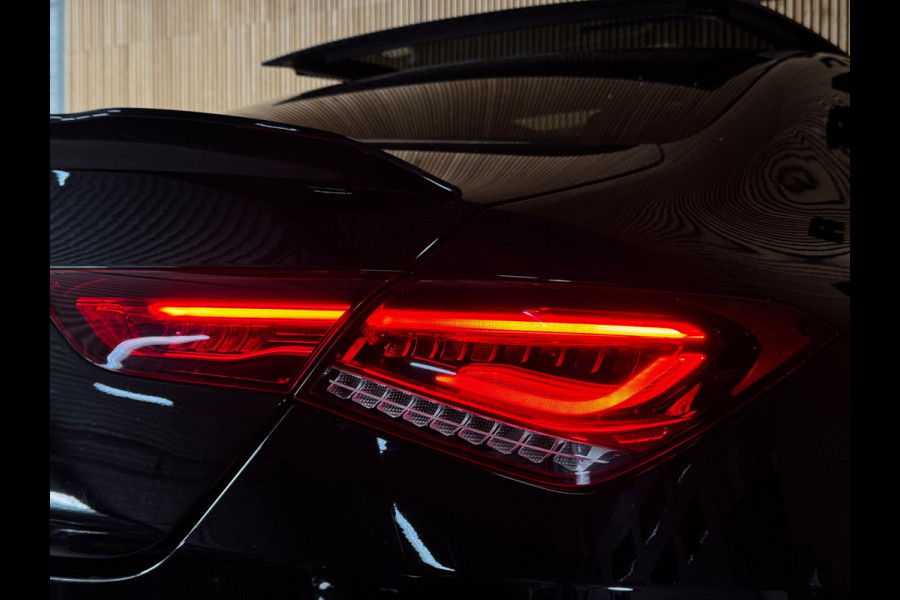 Mercedes-Benz CLA-Klasse 220 AMG LINE EDITON 1 PANO|BURMESTER|E ZETELS|STERREN HEMEL|AMBIENT|CAMERA|19 INCH