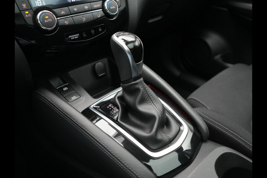 Nissan QASHQAI 1.3 DIG-T N-Connecta 160pk | Trekhaak Afn. | Panodak | 360 Camera | Stoelverwarming | Keyless | Apple Carplay | Navigatie | Cruise Control |