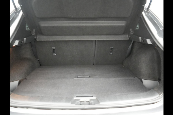 Nissan QASHQAI 1.3 DIG-T N-Connecta 160pk | Trekhaak Afn. | Panodak | 360 Camera | Stoelverwarming | Keyless | Apple Carplay | Navigatie | Cruise Control |