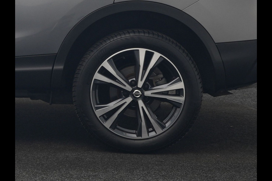 Nissan QASHQAI 1.3 DIG-T N-Connecta 160pk | Trekhaak Afn. | Panodak | 360 Camera | Stoelverwarming | Keyless | Apple Carplay | Navigatie | Cruise Control |