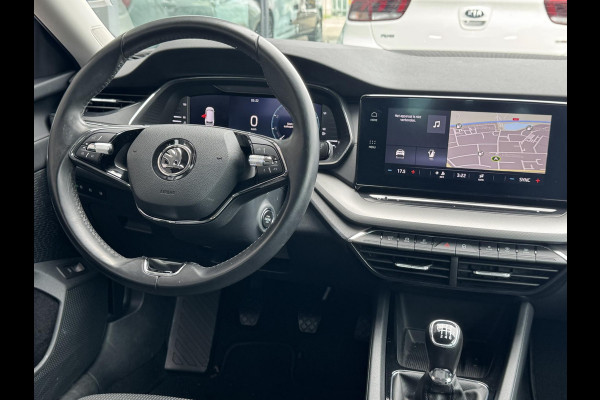 Škoda Octavia Combi 1.0 TSI Business Edition NL-AUTO | LAGE KM STAND