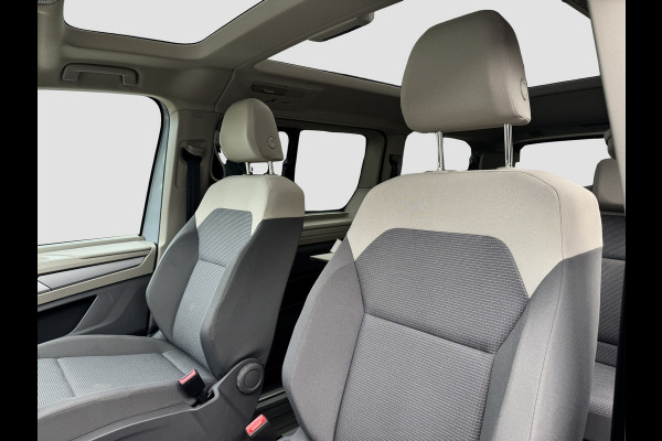 Volkswagen Multivan 1.5 eHybrid L2 Lang | Pano | Trekhaak | Head Up | IQ Light | Elektr. schuifdeuren | 1e eigenaar