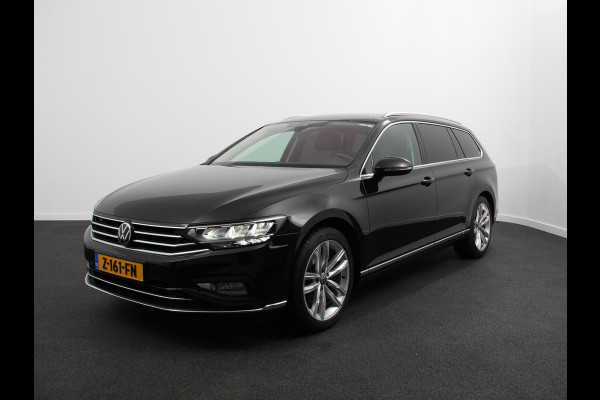 Volkswagen Passat Variant 1.5 TSI 150 pk DSG Elegance High Navigatie Apple Carplay/Android Auto Parkeersensoren Camera Elektrische achterklep Adaptieve Cruise Control Virtual Cockpit Afneembare trekhaak Ledverlichting Bestuurderstoel elektrisch