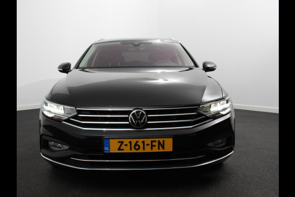 Volkswagen Passat Variant 1.5 TSI 150 pk DSG Elegance High Navigatie Apple Carplay/Android Auto Parkeersensoren Camera Elektrische achterklep Adaptieve Cruise Control Virtual Cockpit Afneembare trekhaak Ledverlichting Bestuurderstoel elektrisch