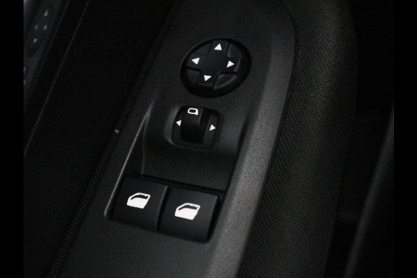 Peugeot e-208 EV Active 50 kWh | SOH 92,2% | Stoelverwarming | Carplay | Climate control | Bluetooth | Cruise control | Keyless start