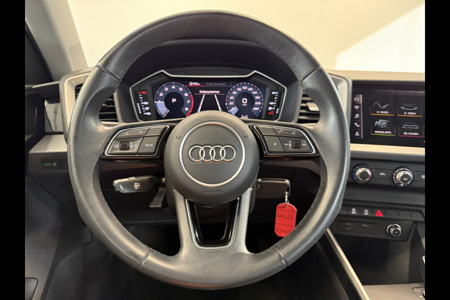 Audi A1 Sportback 25 TFSI epic Apple carplay 17LMV  Cruise Control ACC 24 Maanden garantie* (Vraag naar de voorwaarden)