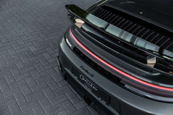 Porsche 911 Cabrio 3.6 Turbo S - Origineel NL | Sport Chrono + | Burmester | Lift | Stoelkoeling