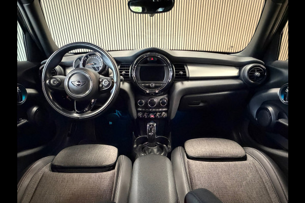 MINI 5-deurs 1.5 Cooper AUT. NAVIGATIE PDC STOELVERWARMING APPLE CARPLAY CRUISE USB KEYLESS-GO