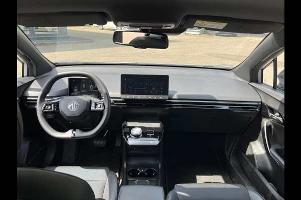 MG Mg4 electric Luxury 64 kWh 360 CAMERA| 7 JAAR MG GARANTIE T/M 07-2031| ELEK. STOEL| DODE HOEK SENSOR| STOEL + STUURVERWARMING| ADAPTIVE CRUISE CONTROL