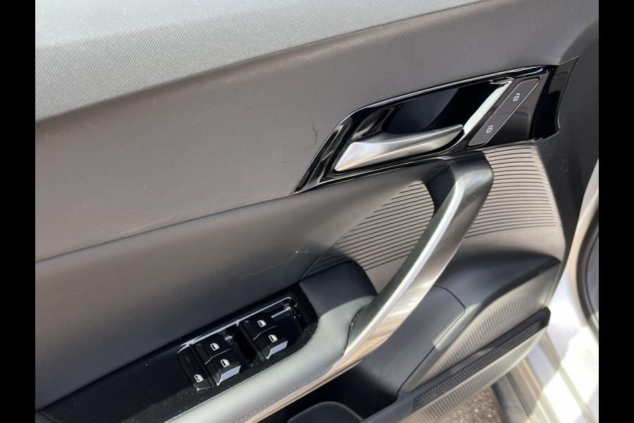 MG Mg4 electric Luxury 64 kWh 360 CAMERA| 7 JAAR MG GARANTIE T/M 07-2031| ELEK. STOEL| DODE HOEK SENSOR| STOEL + STUURVERWARMING| ADAPTIVE CRUISE CONTROL