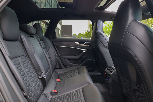 Audi RS6 Avant RS 6 TFSI quattro | DYNAMIC PLUS | KERAMISCH | CARBON | HUD | B&O | KOELING | NIGHTVISION | 4WIELSTURING |