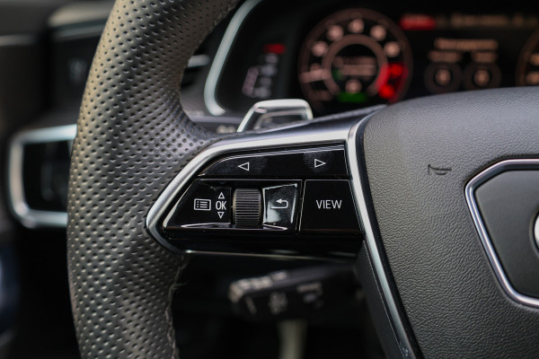 Audi RS6 Avant RS 6 TFSI quattro | DYNAMIC PLUS | KERAMISCH | CARBON | HUD | B&O | KOELING | NIGHTVISION | 4WIELSTURING |