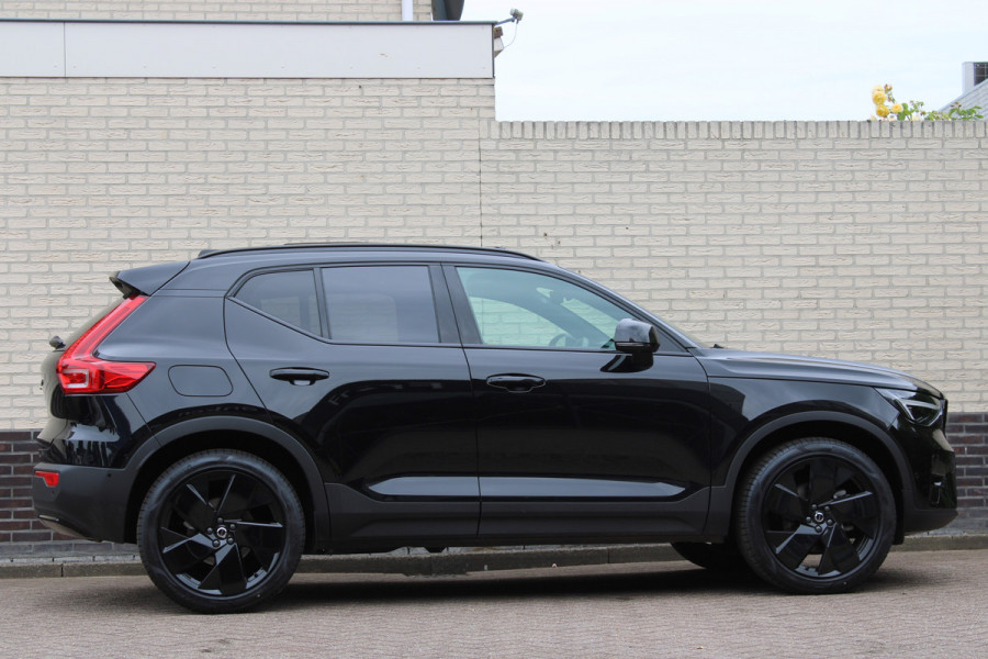 Volvo XC40 2.0 B3 Plus Black Edition | Panoramadak | 360 Camera | H&K | 20'' | Google