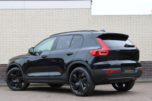 Volvo XC40 2.0 B3 Plus Black Edition | Panoramadak | 360 Camera | H&K | 20'' | Google