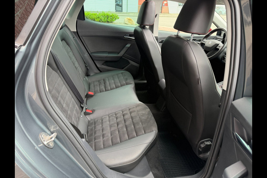 Seat Ibiza 1.0 TSI DSG FR LED Pano Alcantara Carplay Camera