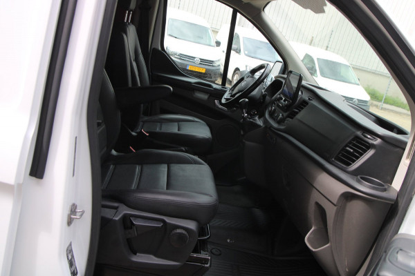 Ford Transit Custom 340 2.0 TDCI 130PK L2H1 Trend / Trekhaak / Camera / Imperiaal / Stoelverwarming