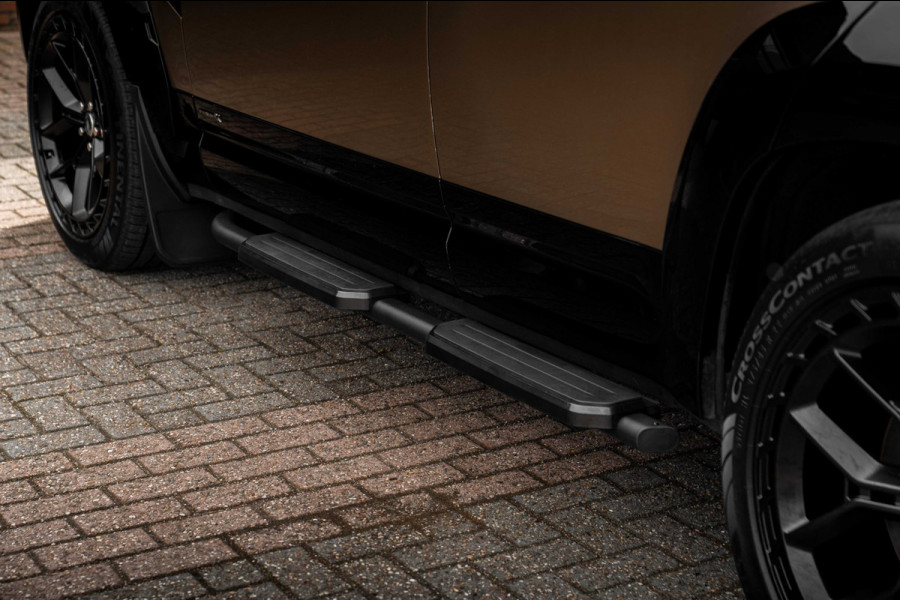 Land Rover Defender 110 P400e 110 X-Dynamic 404 PK URBAN Luchtvering Trekhaak 360 Camera Meridian 22''
