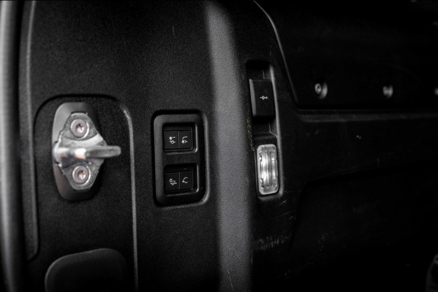 Land Rover Defender 110 P400e 110 X-Dynamic 404 PK URBAN Luchtvering Trekhaak 360 Camera Meridian 22''
