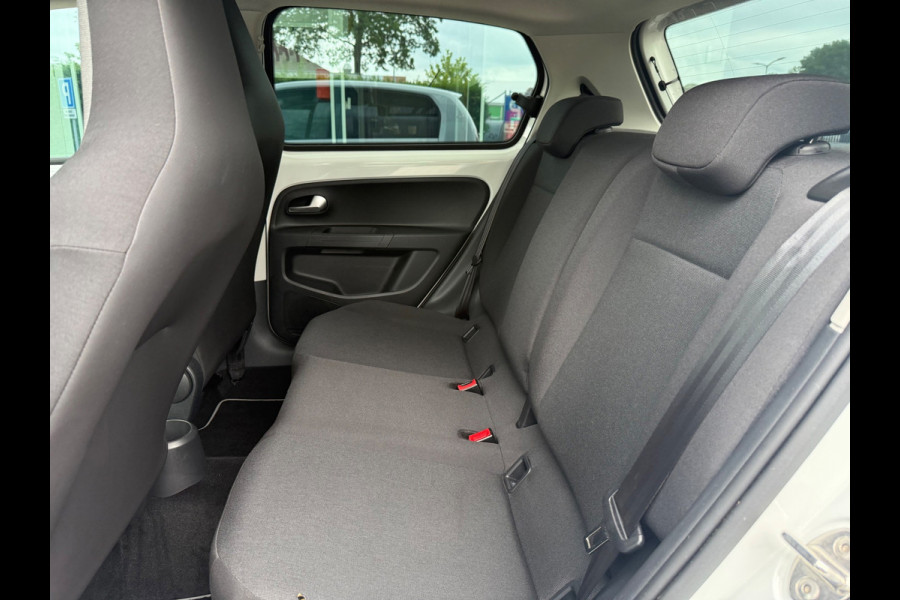 Volkswagen up! 1.0 R-Line - Winterpakket - Navi - Airco - Black Pack