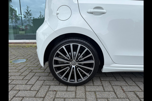 Volkswagen up! 1.0 R-Line - Winterpakket - Navi - Airco - Black Pack