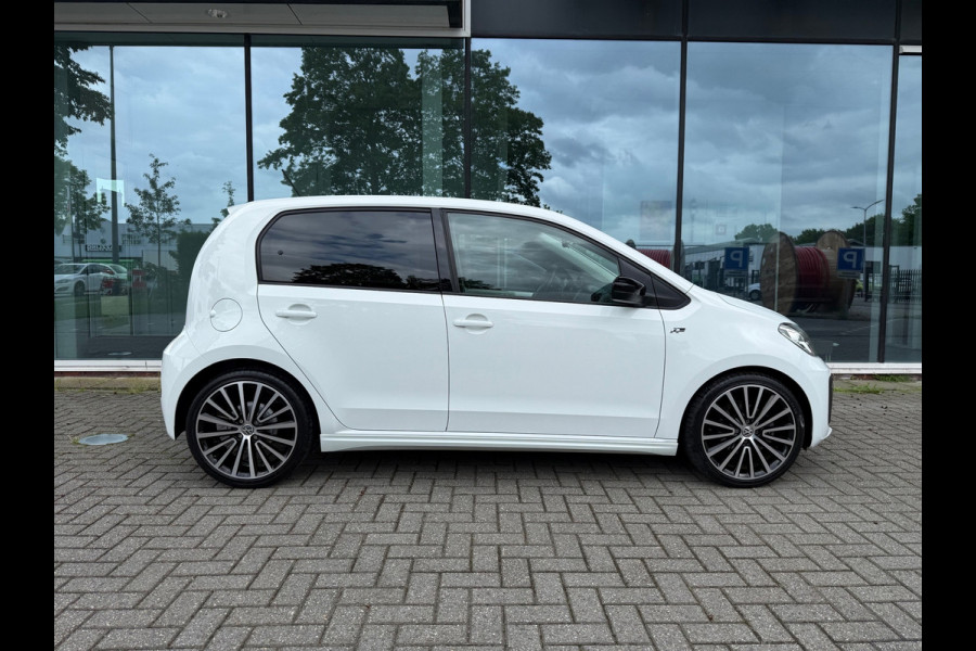 Volkswagen up! 1.0 R-Line - Winterpakket - Navi - Airco - Black Pack