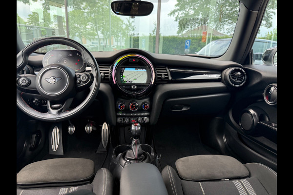 MINI Mini 1.5 Cooper Dalston Edition - Navi - Climate - Winterpakket - Org.NL