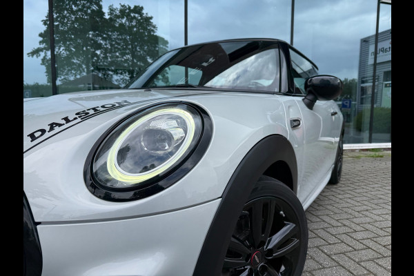 MINI Mini 1.5 Cooper Dalston Edition - Navi - Climate - Winterpakket - Org.NL