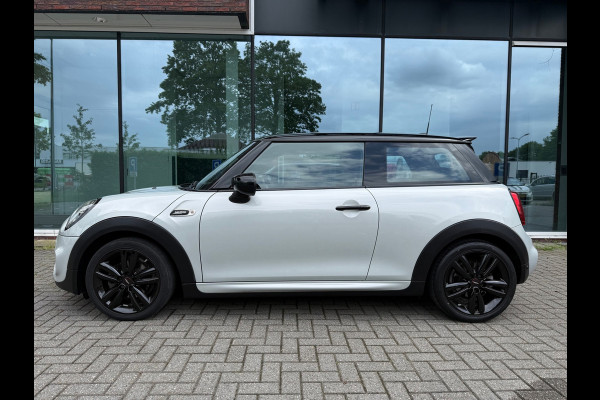 MINI Mini 1.5 Cooper Dalston Edition - Navi - Climate - Winterpakket - Org.NL