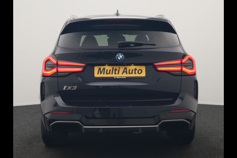 BMW iX3 M Sport 80 kWh 286pk Dealer O.H. | Trekhaak Af Fabriek | Panodak | Head Up | 360 Camera | Harman / Kardon | Lederen Sportstoelen Memory & Verwarmd | Keyless | Blis | Sfeerverlichting | 20"L.M | Adaptive LED |