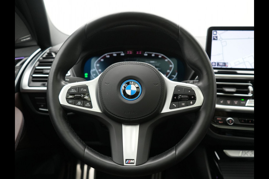 BMW iX3 M Sport 80 kWh 286pk Dealer O.H. | Trekhaak Af Fabriek | Panodak | Head Up | 360 Camera | Harman / Kardon | Lederen Sportstoelen Memory & Verwarmd | Keyless | Blis | Sfeerverlichting | 20"L.M | Adaptive LED |