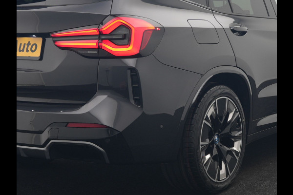 BMW iX3 M Sport 80 kWh 286pk Dealer O.H. | Panodak | Adaptive Cruise | Head Up | 360 Camera | Harman / Kardon | Lederen Sportstoelen Memory & Verwarmd | Keyless | Blis | Stuur Verwarmd | Sfeerverlichting | Apple Carplay | 20"L.M |