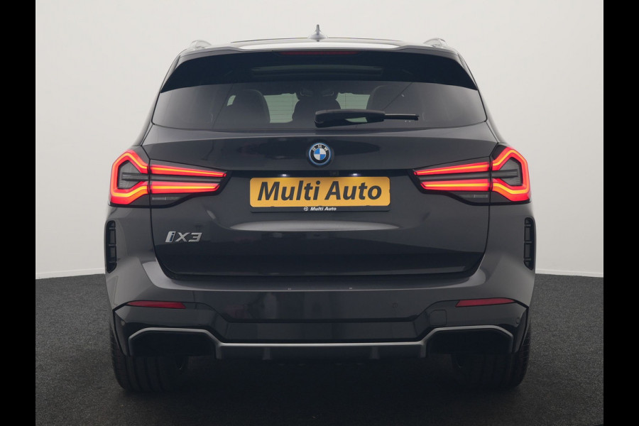 BMW iX3 M Sport 80 kWh 286pk Dealer O.H. | Panodak | Adaptive Cruise | Head Up | 360 Camera | Harman / Kardon | Lederen Sportstoelen Memory & Verwarmd | Keyless | Blis | Stuur Verwarmd | Sfeerverlichting | Apple Carplay | 20"L.M |