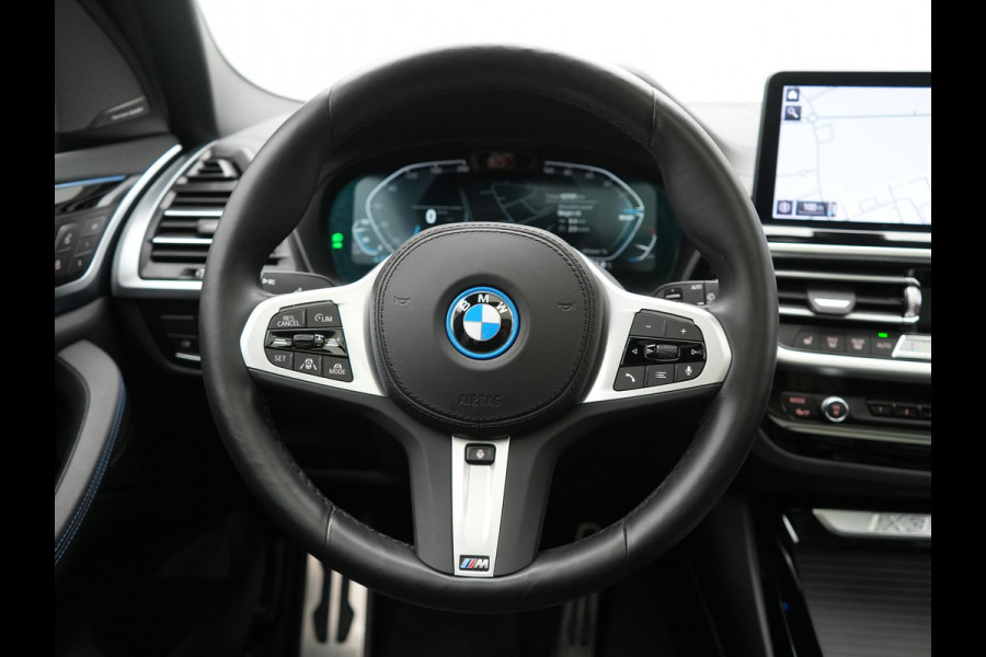 BMW iX3 M Sport 80 kWh 286pk Dealer O.H. | Panodak | Adaptive Cruise | Head Up | 360 Camera | Harman / Kardon | Lederen Sportstoelen Memory & Verwarmd | Keyless | Blis | Stuur Verwarmd | Sfeerverlichting | Apple Carplay | 20"L.M |