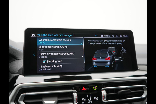 BMW iX3 M Sport 80 kWh 286pk Dealer O.H. | Panodak | Adaptive Cruise | Head Up | 360 Camera | Harman / Kardon | Lederen Sportstoelen Memory & Verwarmd | Keyless | Blis | Stuur Verwarmd | Sfeerverlichting | Apple Carplay | 20"L.M |
