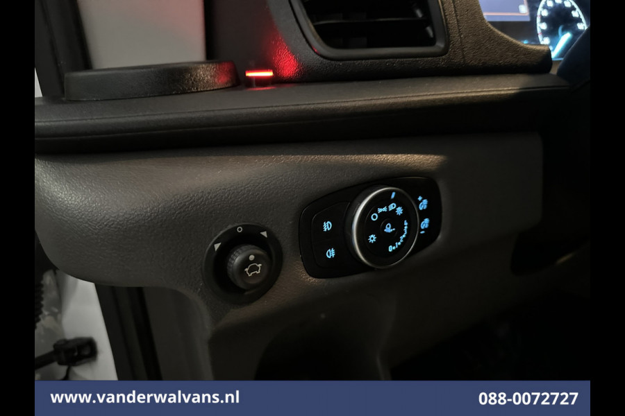 Ford Transit 2.0 TDCI 130pk Bakwagen Laadklep Euro6 Airco | Cruisecontrol | Verwarmde voorruit Bijrijdersbank