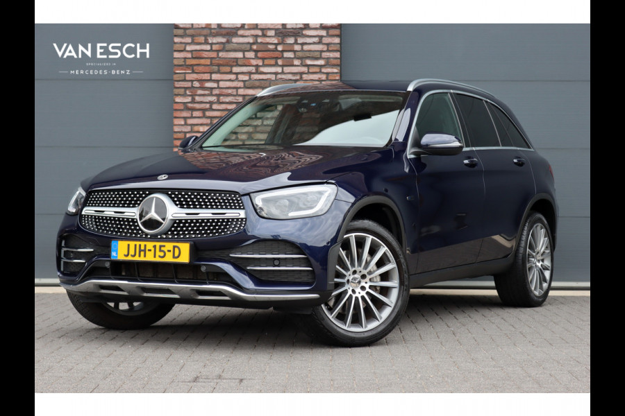 Mercedes-Benz GLC 300e 4MATIC AMG Line | Distronic+ | Memory | Trekhaak | HUD | Verwarmd Stuurwiel | Leder | Keyless Go | Augmented Reality |
