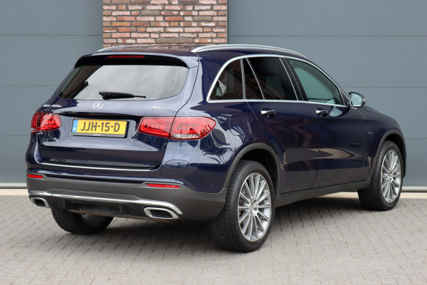 Mercedes-Benz GLC 300e 4MATIC AMG Line | Distronic+ | Memory | Trekhaak | HUD | Verwarmd Stuurwiel | Leder | Keyless Go | Augmented Reality |