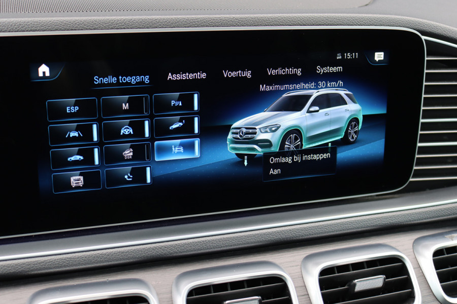 Mercedes-Benz GLE 400 d 4MATIC AMG Line | Luchtvering | Distronic+ | Panoramadak | Burmester | Trekhaak | Standkachel | Surround Camera | Verwarmd Stuurwiel | Keyless Go |