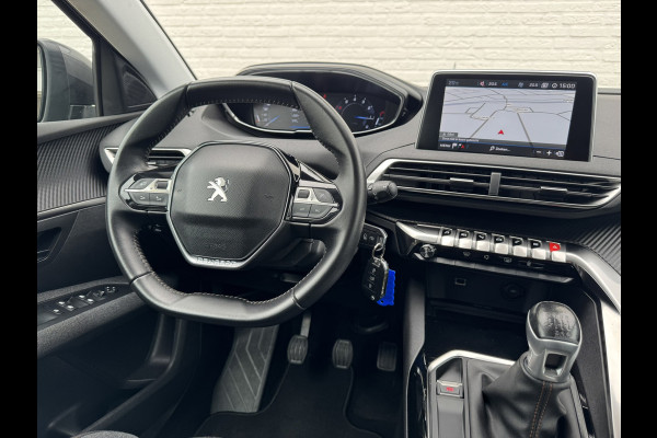 Peugeot 5008 1.2 PureTech Blue Lease Executive 7P Navi Camera Carplay Clima