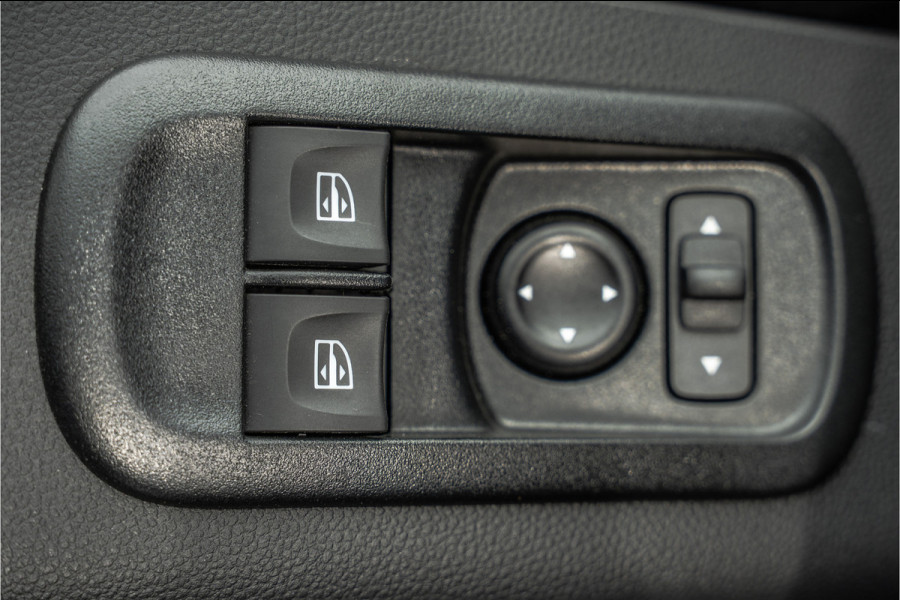 Renault Master 2.3dCi | Bakwagen met Laadklep | LED | Carplay | Camera | Cruise