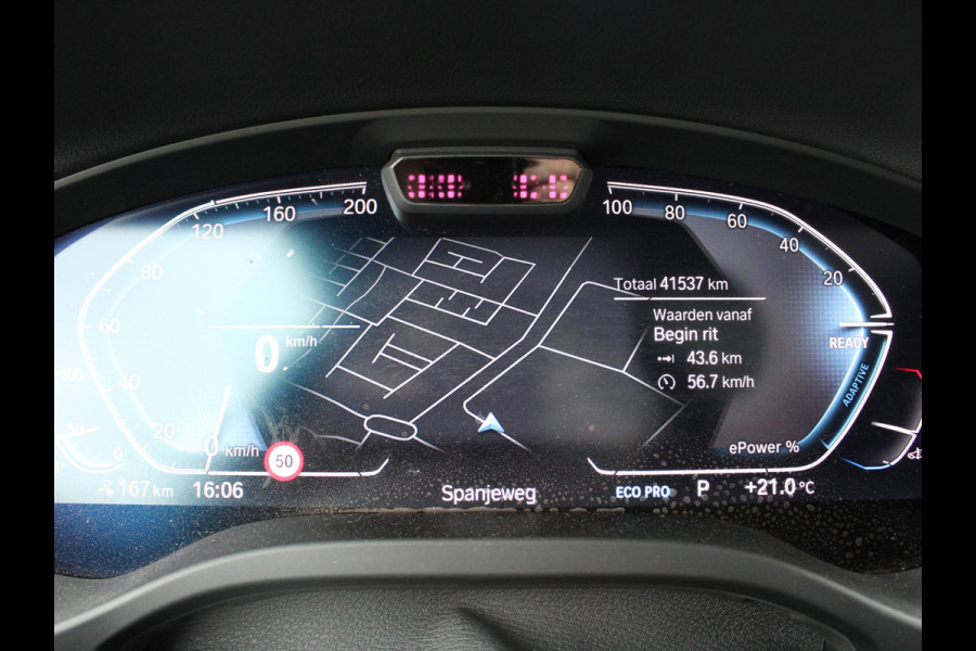 BMW iX3 High Executive 80 kWh | 94,3% | PANORAMISCH SCHUIFDAK | 20" LICHTMETALEN VELGEN | M AERODYNAMICA PAKKET |