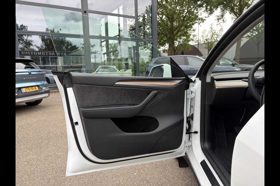 Tesla Y Long Range RWD 75 kWh SOH 97% |26.000KM! | AFNEEMBARE TREKHAAK| RESTERENDE ALGEMENE FABRIEKSGARANTIE TESLA T/M 02-2029 OF 80.000KM| ACCU + AANDRIJFLIJN T/M 02-2033/ 192.000KM| RIJKLAAR GELEVERD