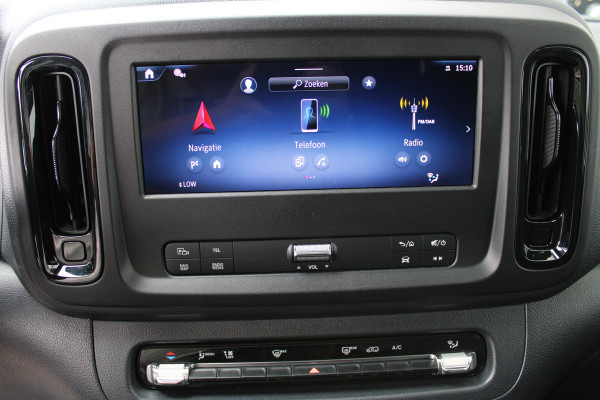 Mercedes-Benz Vito 119 CDI / Aut / Lang / DC / 2x Schuifdeur / Leer / Led / Camera / Vol Opties / NIEUWSTAAT