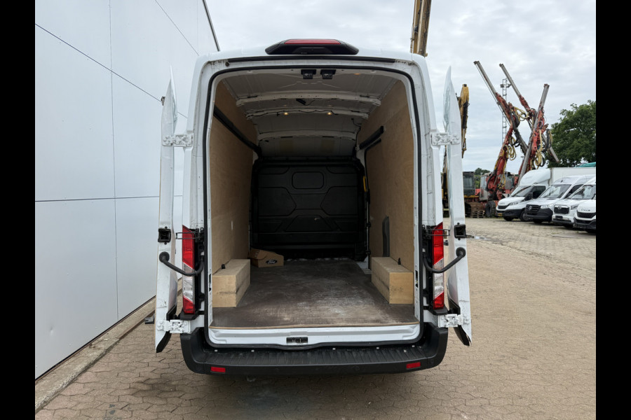 Ford E-Transit 68kWh 184PK L2H3 317km WLTP 97% (SOH) BEV Snelladen Camera Cruise control Climate control Carplay Navigatie Laadkabel Parkeersensoren V+A