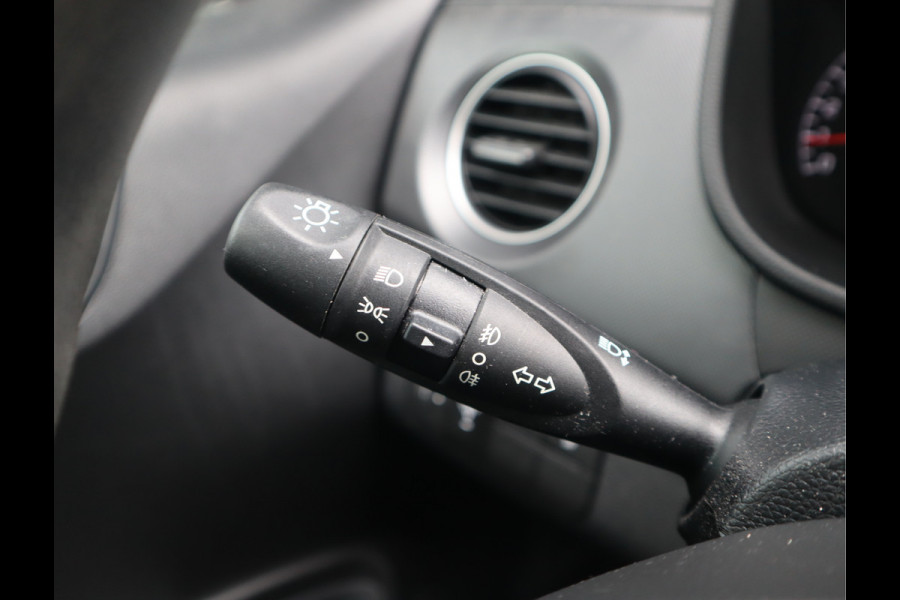 Hyundai i10 1.0i Comfort / Airco / Stuurbekr / Cruise Voldoende Apk