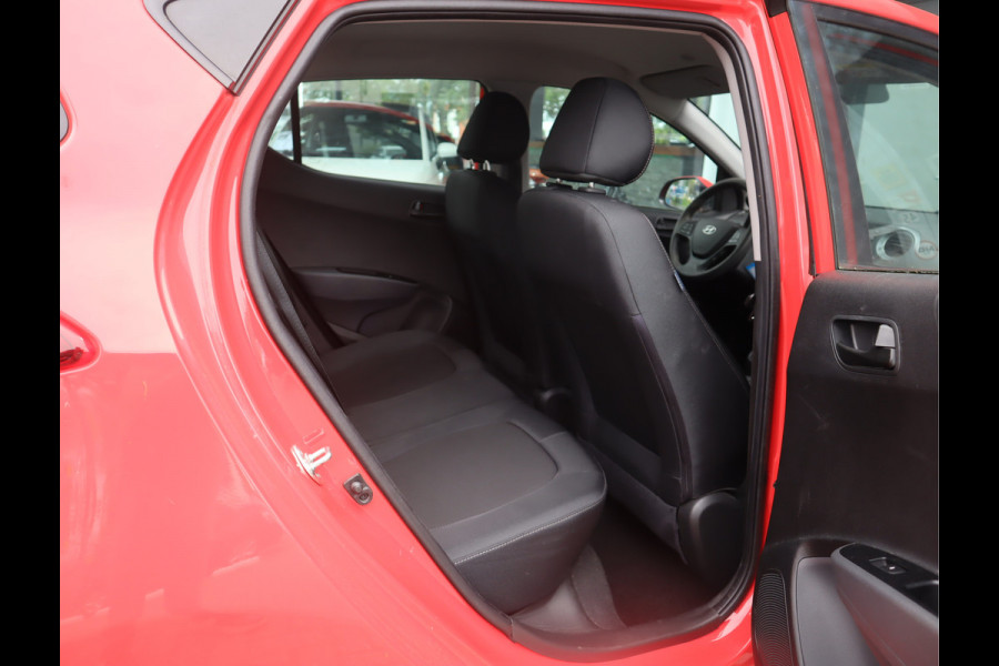 Hyundai i10 1.0i Comfort / Airco / Stuurbekr / Cruise Voldoende Apk